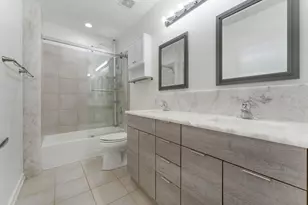 140 N Euclid Ave, Oak Park, IL 60302 - Photo 9