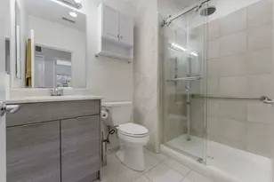 140 N Euclid Ave, Oak Park, IL 60302 - Photo 11
