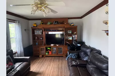 493 Columbia Avenue, Elgin, IL 60120 - Photo 3
