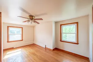 9710 Illinois St, Hebron, IL 60034 - Photo 13