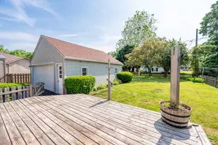 9710 Illinois St, Hebron, IL 60034 - Photo 15
