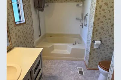 173 Greenview Road, Centralia, IL 62801 - Photo 9