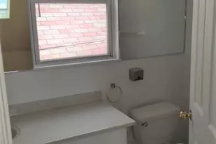 1237 W Wellington Ave, Chicago, IL 60657 - Photo 19