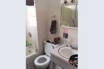 1237 W Wellington Avenue #2F, Chicago, IL 60657 - Photo 15