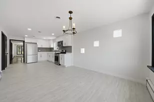 3907 W Marquette Rd, Chicago, IL 60629 - Photo 9