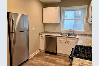 2643 W Estes Avenue #GB, Chicago, IL 60645 - Photo 3