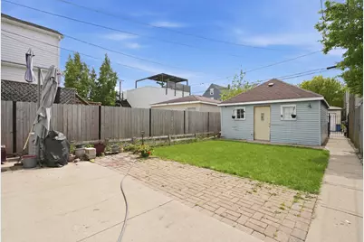 2915 N Dawson Avenue, Chicago, IL 60618 - Photo 27