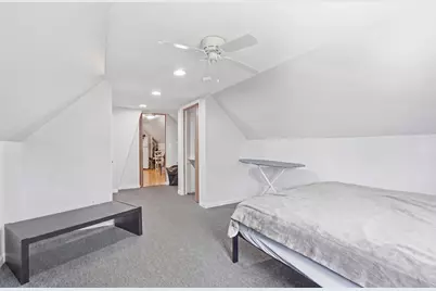 2915 N Dawson Avenue, Chicago, IL 60618 - Photo 21