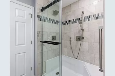 702 Clover Hill Court, Elk Grove Village, IL 60007 - Photo 15