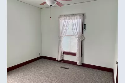 425 W Peru Street, Princeton, IL 61356 - Photo 9