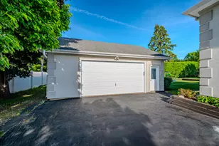 5009 Columbia Ave, Lisle, IL 60532 - Photo 59