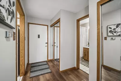 8970 N Parkside Avenue #104, Des Plaines, IL 60016 - Photo 3