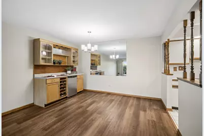 8970 N Parkside Avenue #104, Des Plaines, IL 60016 - Photo 9
