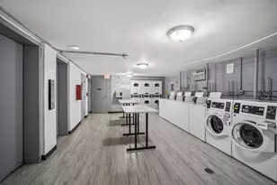 8970 N Parkside Ave, Des Plaines, IL 60016 - Photo 19