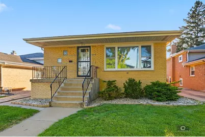 394 Calhoun Avenue, Calumet City, IL 60409 - Photo 1