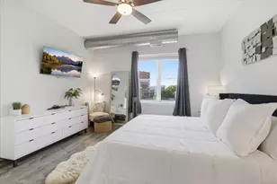 1155 W Madison St, Chicago, IL 60607 - Photo 11