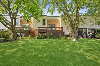 363 Cedar Tree Court #363, Hoffman Estates, IL 60169 - Photo 19