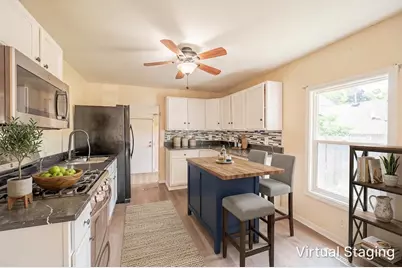110 N Seminary Avenue, Woodstock, IL 60098 - Photo 7
