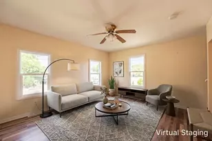 110 N Seminary Ave, Woodstock, IL 60098 - Photo 5