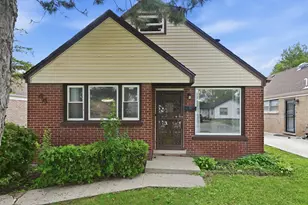 44 50th Ave, Bellwood, IL 60104 - Photo 3