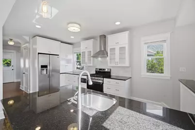840 S Humphrey Avenue, Oak Park, IL 60304 - Photo 9