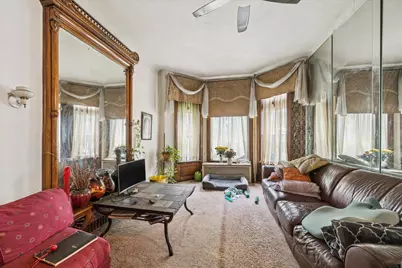 3633 S Giles Avenue, Chicago, IL 60653 - Photo 3