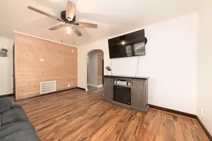 5140 W 80th Pl, Burbank, IL 60459 - Photo 5