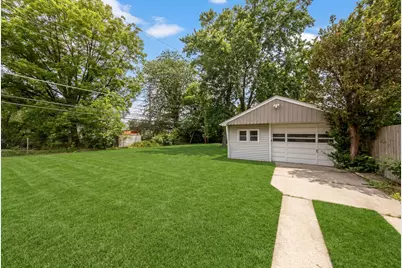 5140 W 80th Place, Burbank, IL 60459 - Photo 17