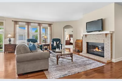 2807 Edgebrook Court, Naperville, IL 60564 - Photo 5