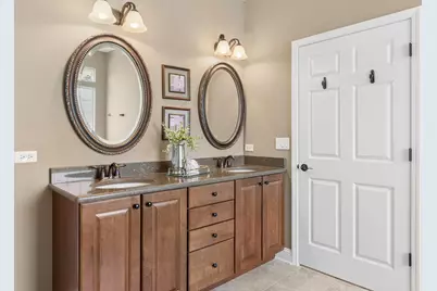2807 Edgebrook Court, Naperville, IL 60564 - Photo 17