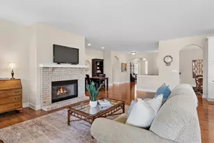 2807 Edgebrook Ct, Naperville, IL 60564 - Photo 11