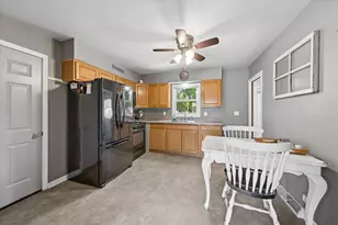 221 Koch Dr, Genoa, IL 60135 - Photo 7