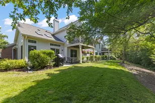 30W069 Penny Ln, Warrenville, IL 60555 - Photo 25