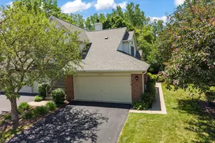 30W069 Penny Ln, Warrenville, IL 60555 - Photo 27