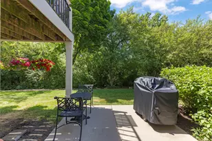 30W069 Penny Ln, Warrenville, IL 60555 - Photo 15