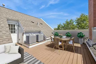 1863 Admiral Ct, Glenview, IL 60026 - Photo 31