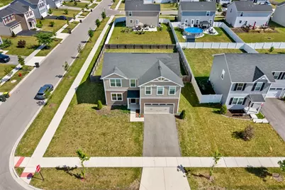552 Dawns End, Hampshire, IL 60140 - Photo 3