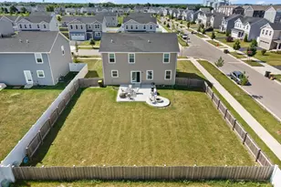 552 Dawns End, Hampshire, IL 60140 - Photo 25