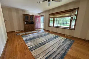 205 S Fremont St, Tampico, IL 61283 - Photo 5