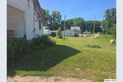 65 E 3rd Street, Dallas City, IL 62330 - Photo 21