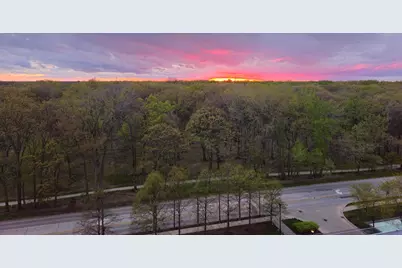 9655 Woods Drive #1006, Skokie, IL 60077 - Photo 17