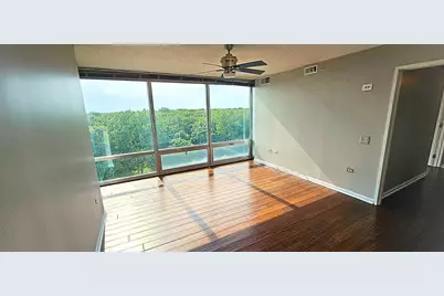 9655 Woods Drive #1006, Skokie, IL 60077 - Photo 11