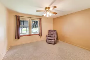 403 N Yale St, Villa Park, IL 60181 - Photo 13