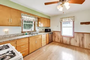 403 N Yale St, Villa Park, IL 60181 - Photo 9