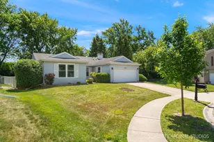 2021 Tiffany Dr, Schaumburg, IL 60194 - Photo 1