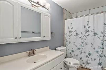 2021 Tiffany Drive, Schaumburg, IL 60194 - Photo 15