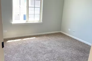 2222 Daybreak Dr, Aurora, IL 60503 - Photo 15