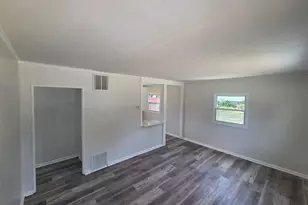 524 Amsterdam St, Woodstock, IL 60098 - Photo 5
