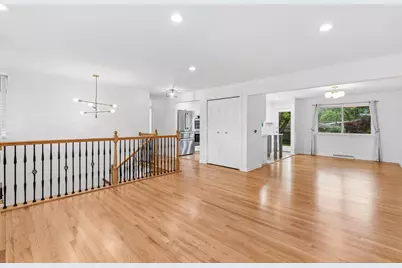 409 Brookside Drive, Wilmette, IL 60091 - Photo 5
