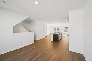 1393 Oakfield Ln, Pingree Grove, IL 60140 - Photo 5
